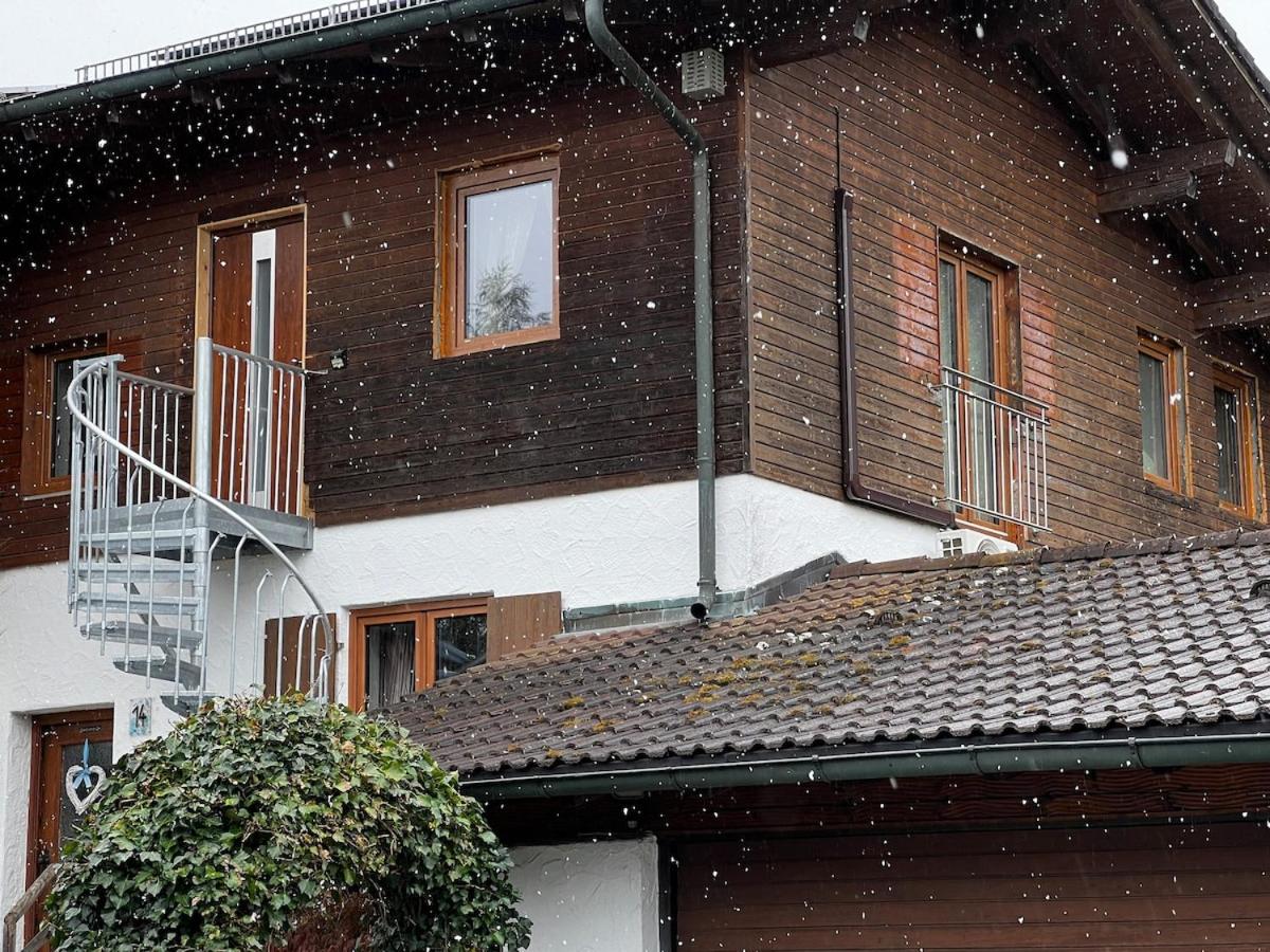 Zentrale Wohnen im Grünen auf dem Berg - B&B