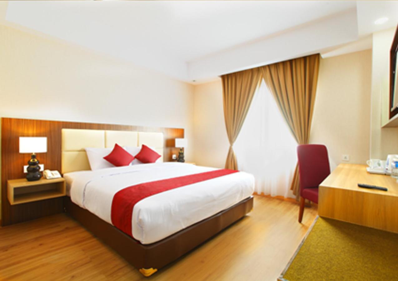 B&B Tangerang - Orchardz Hotel Bandara - Bed and Breakfast Tangerang