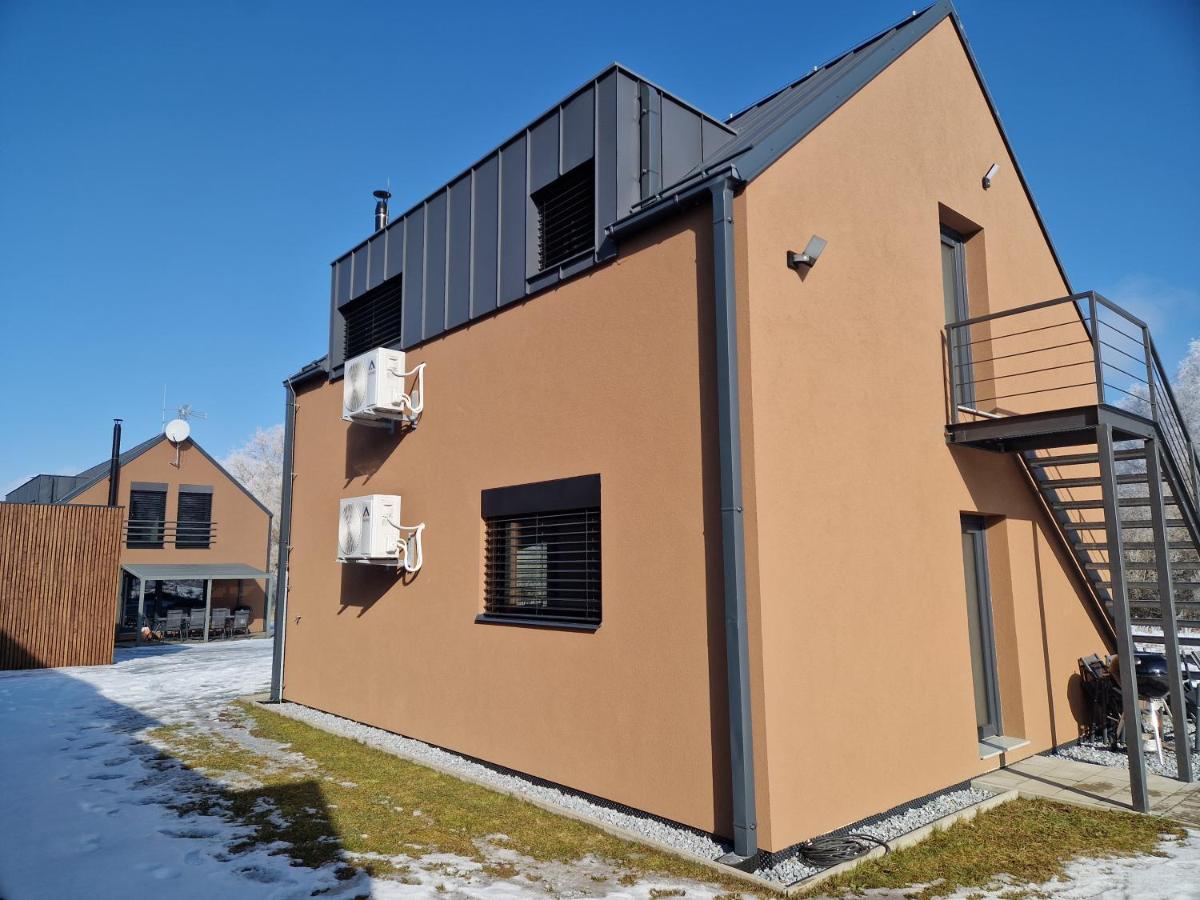 Relax Vila Lipno- apartmán v podkroví u pláže Windy Point - B&B
