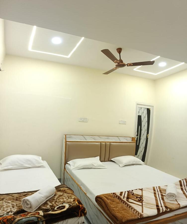 Triple Room with Private Bathroom