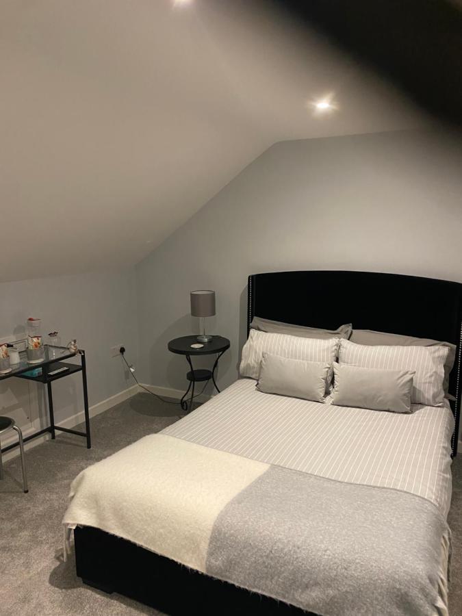 Large Twin Room