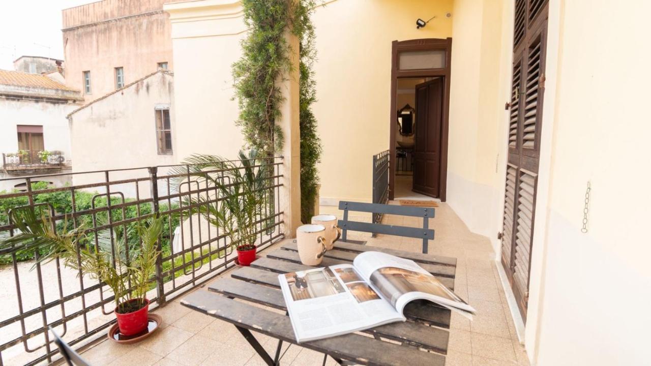 Camera King con Vista Giardino