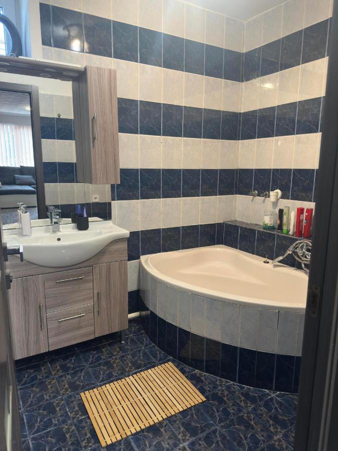 BÉTA Apartman - Ferienwohnung Patak am Bodrog