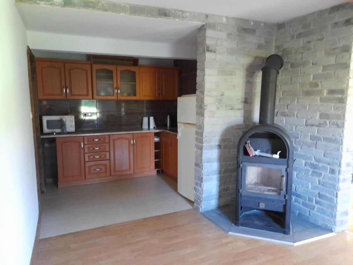 Domek Na Skraju Lasu - B&B Wola Batorska