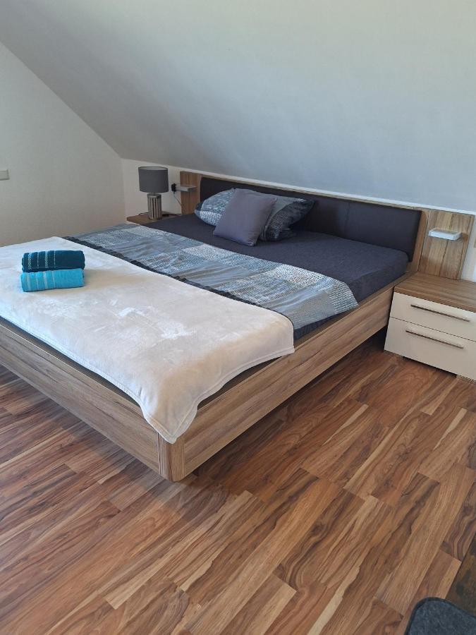 Four-Bedroom Apartment with Balcony 