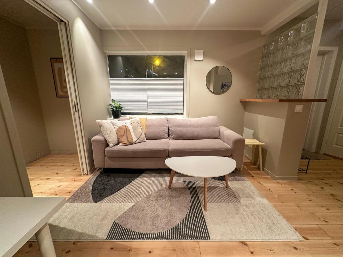 Skandinavisk leilighet i sentrum, stille gate - B&B Tromsø