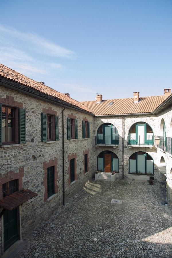 La Corte sul lago app Carlotta - Chambres d’hôtes Ameno