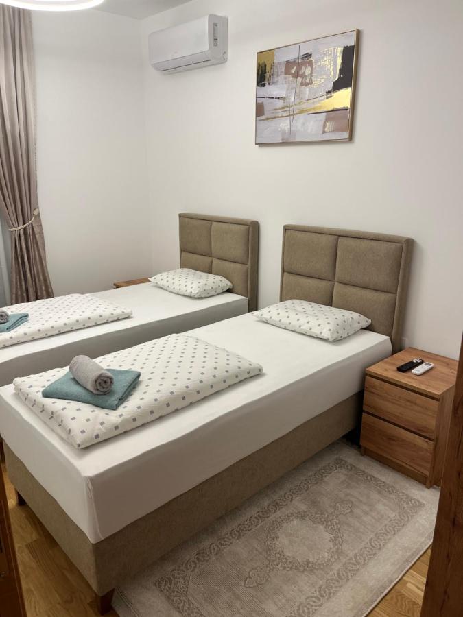 Appartamento con 3 Camere da Letto