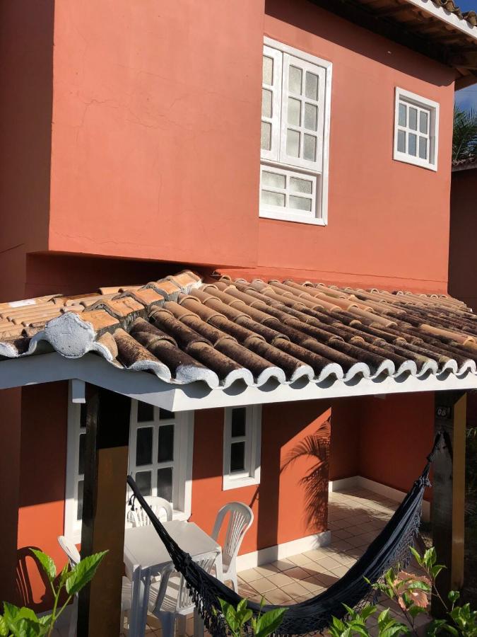 Chalé com piscina - Praia de Taperapuã - B&B
