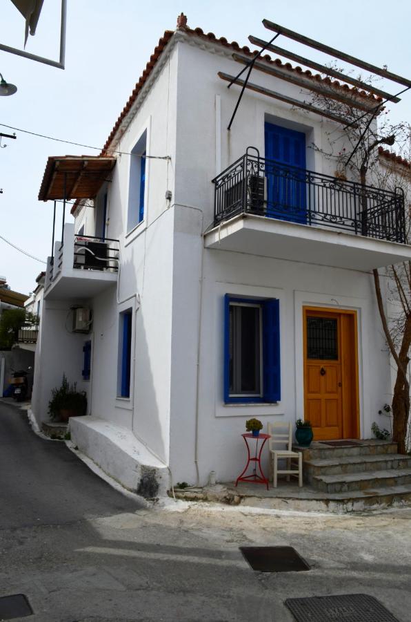 Guesthouse Evilia - B&B Póros