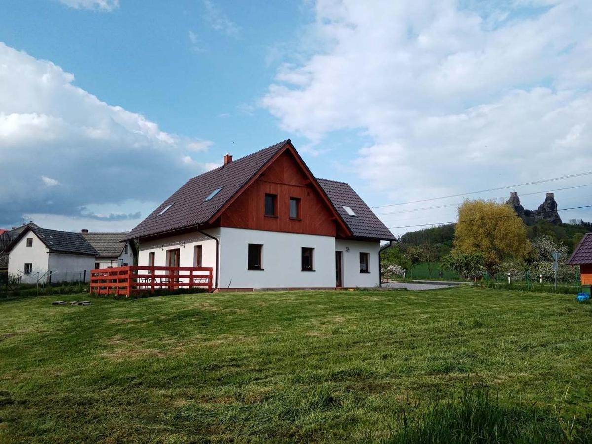 Apartmány Trosky - B&B Troskovice
