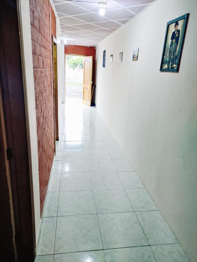 Serenity House - Bed and Breakfast Baños