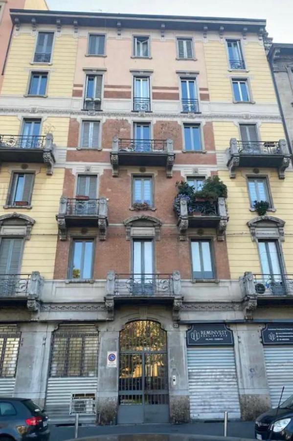 Ampio e Luminoso Bilocale nel Centro di Milano - B&B Milano