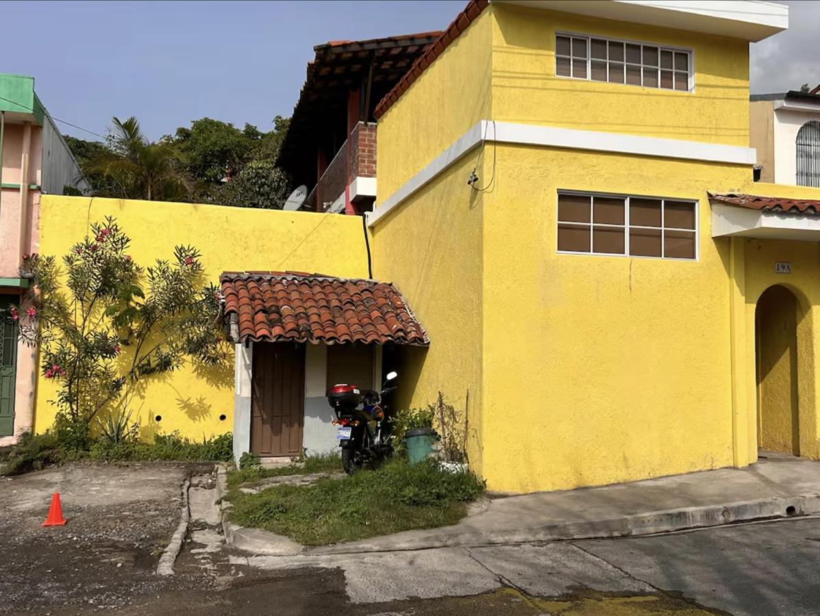 Casa Beatles - WiFi 35 mbps - 3D Sound - Centrico - B&B