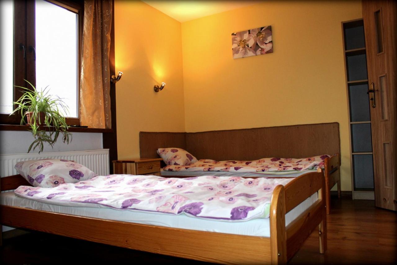 Doppel- oder Zweibettzimmer