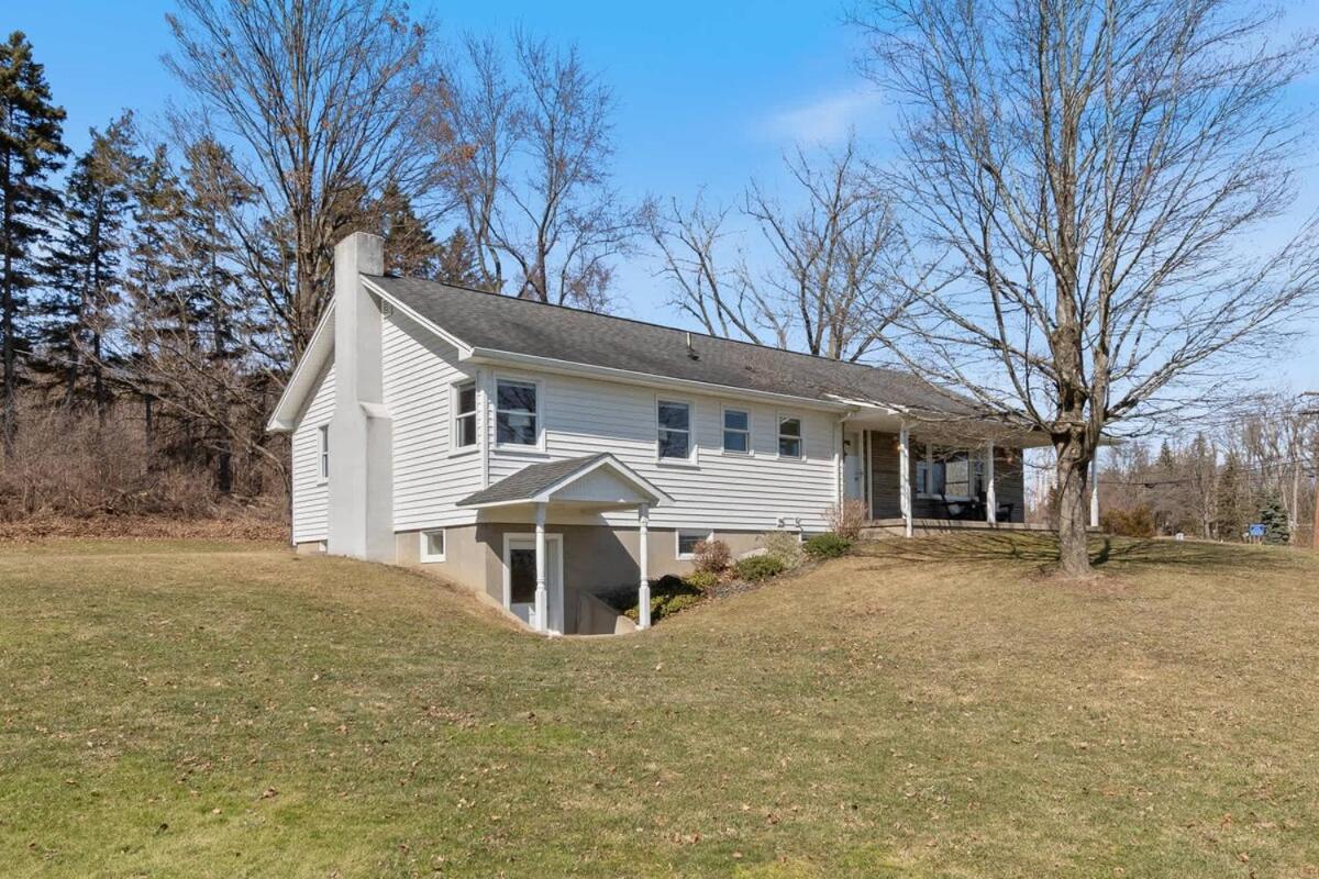 High-End Finger Lakes Escape - Expansive Game Room, Cozy Firepit, & Scenic Views - B&B