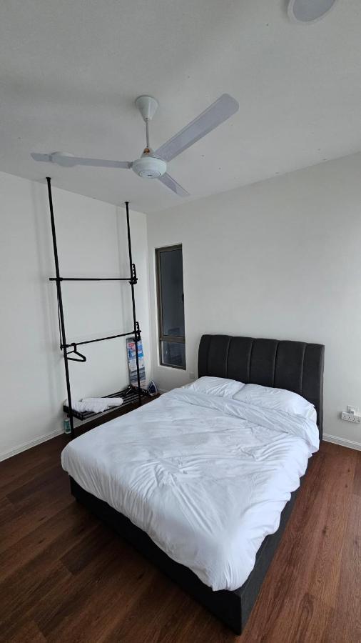 Apartment mit 3 Schlafzimmern und Balkon