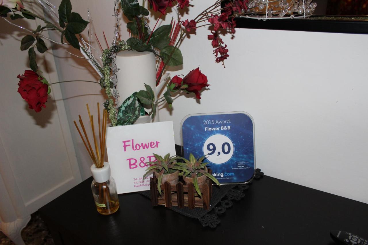 Flower - B&B Trani