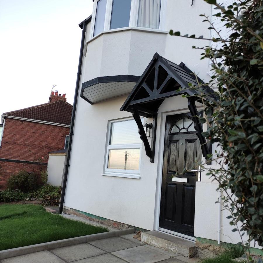 Whole flat in a newly built in Newcastle - Ferienwohnung Derwent Haugh