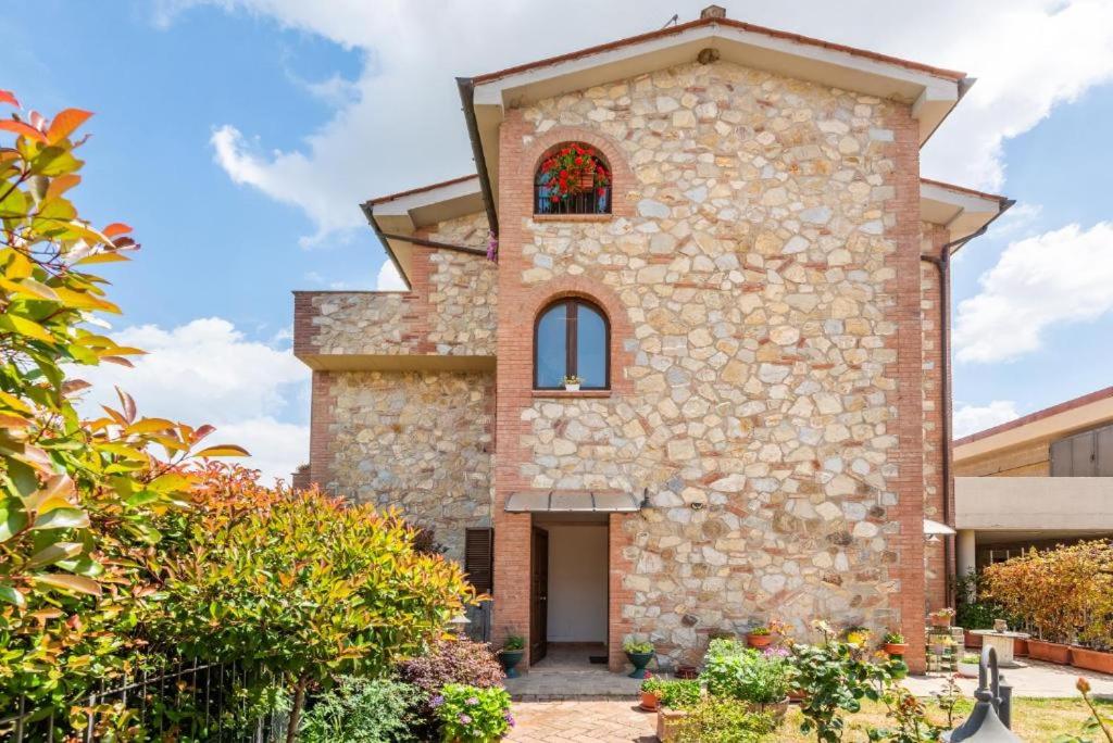 Theo House - Bed and Breakfast Siena