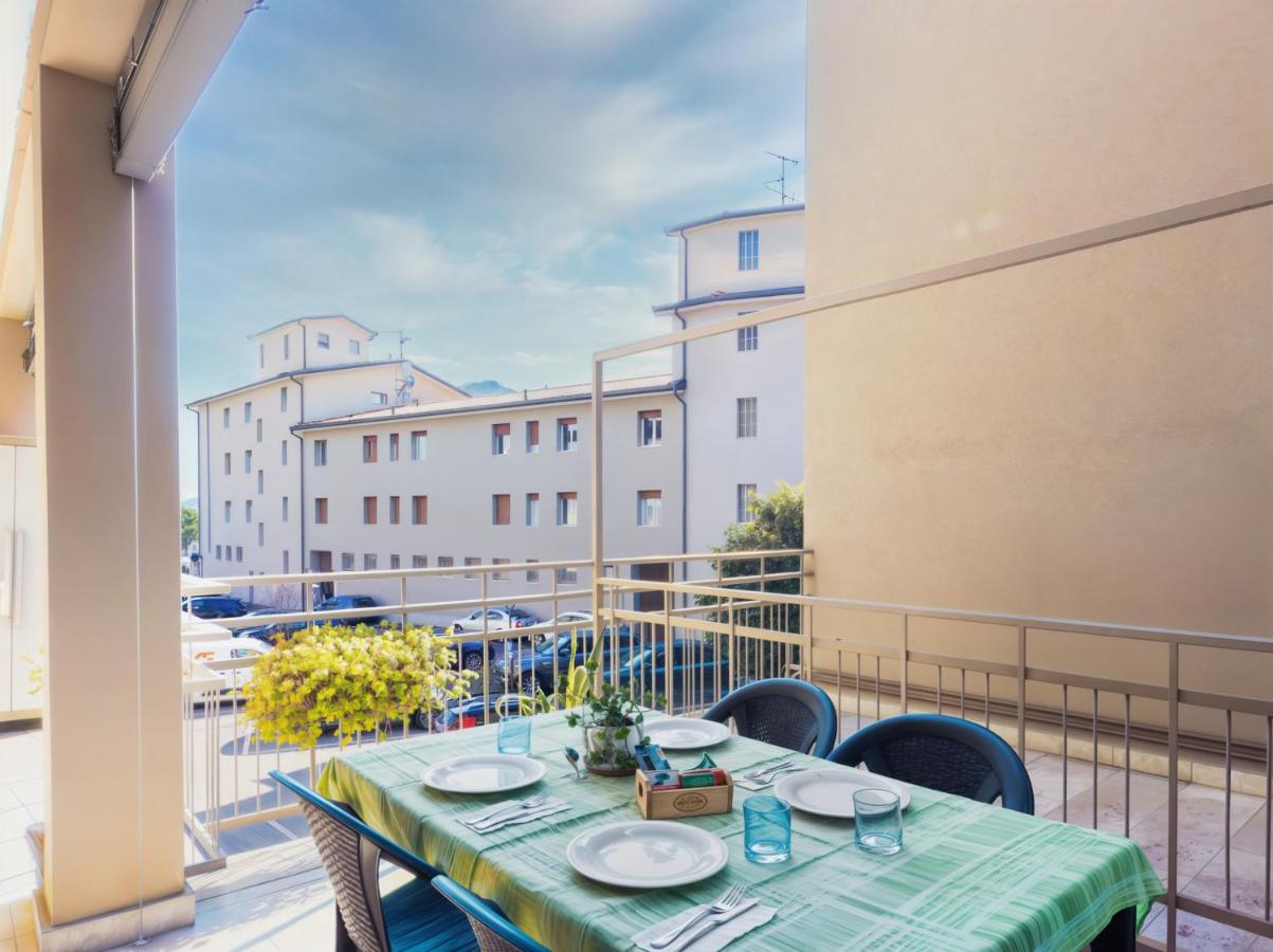 La Terrazza del Lago - private parking, free Wi-Fi - B&B