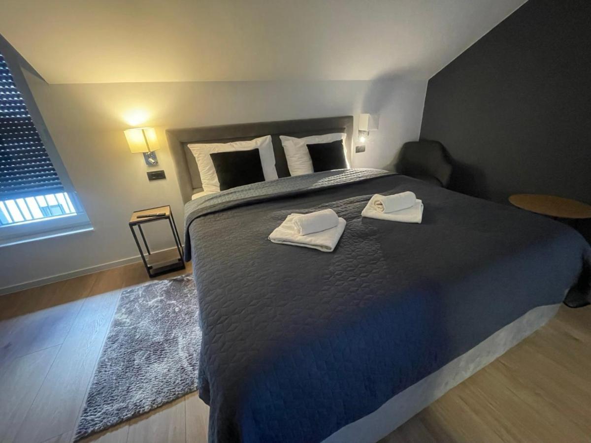 Twin Room with Bathroom