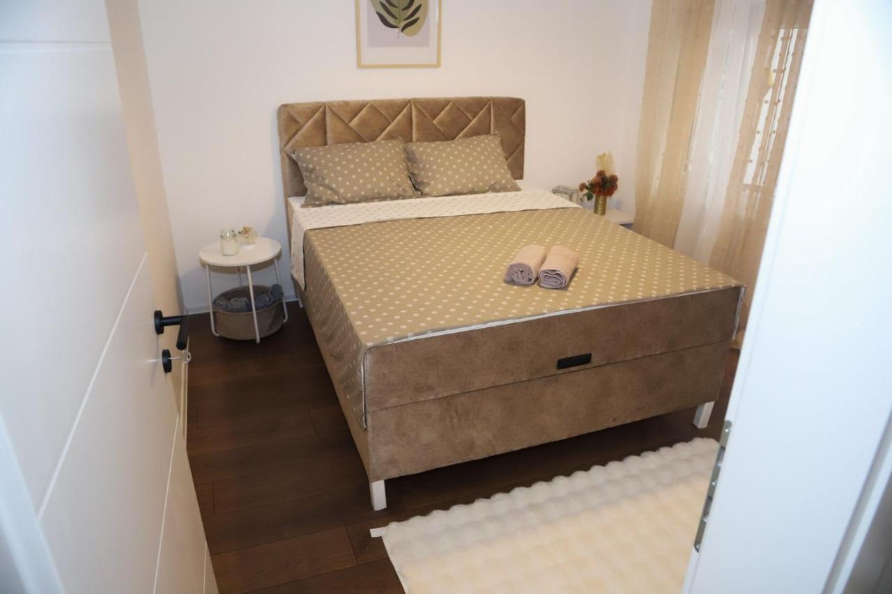 Apartamento de 1 dormitorio con balcón