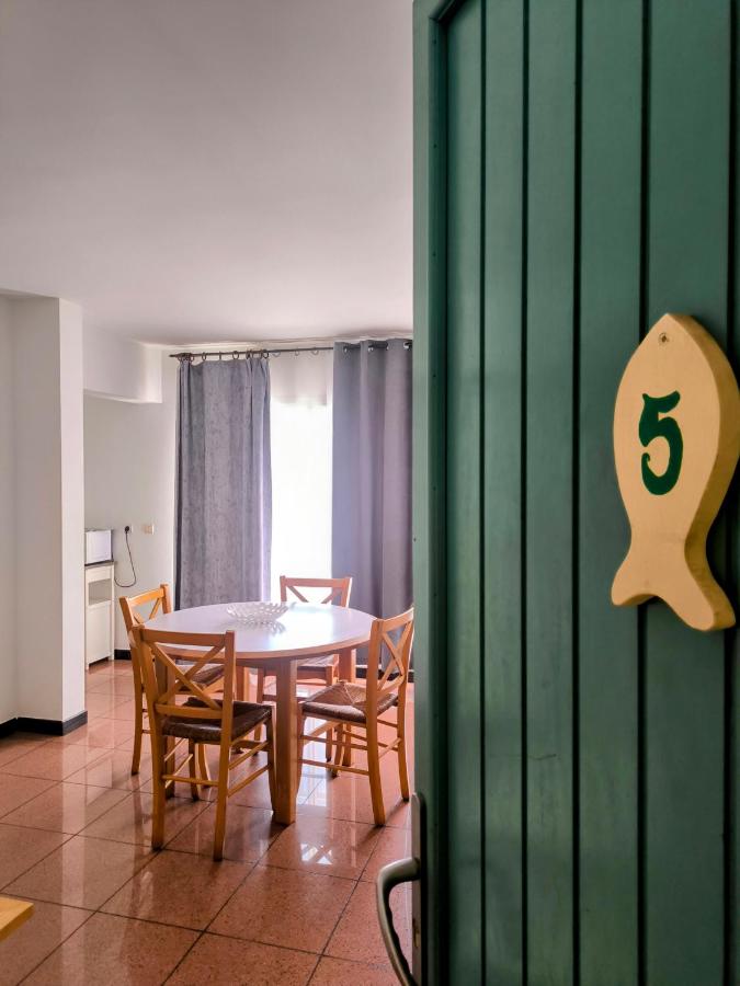 One-Bedroom Apartment with View