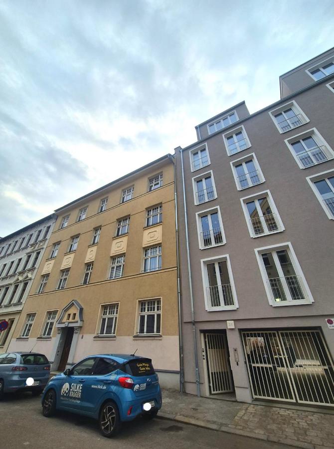 NEU - Premium-Apartment mit Balkon - Perfekt für Familien, Gruppen und Geschäftsreisende - Ferienwohnung