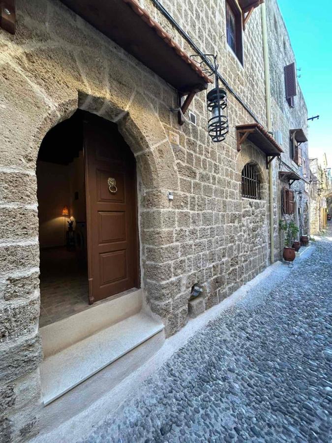 Zoe House-Old Town - B&B Rodas