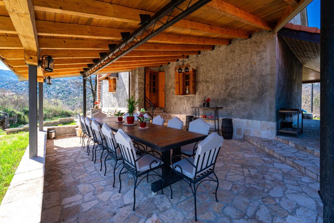 Handmade house Rijeka Crnojevica - Ferienwohnung Donje Selo