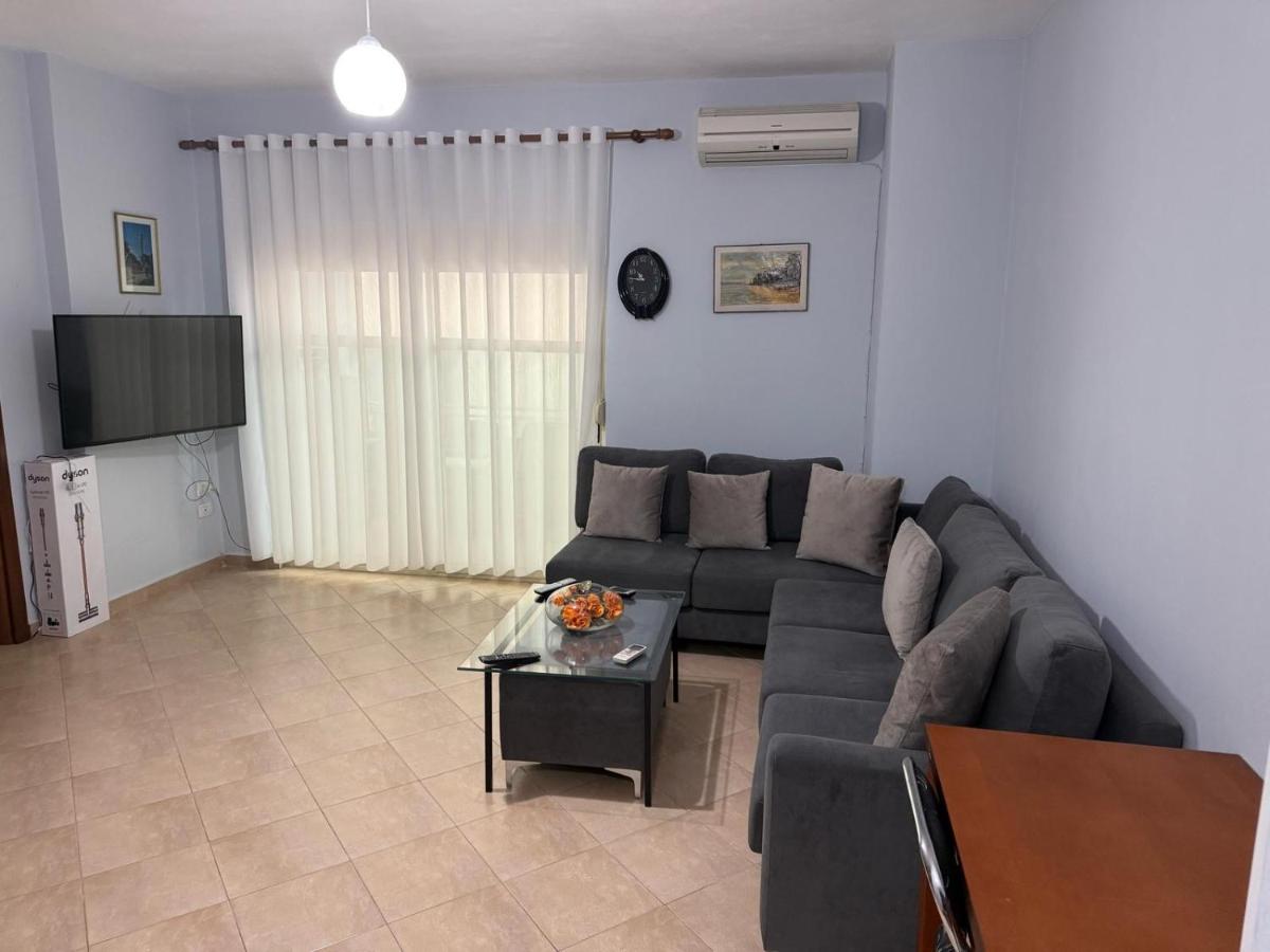 Beach Apartment Shkembi Kavajes near Praia Grande Durres - Ferienwohnung Durrës