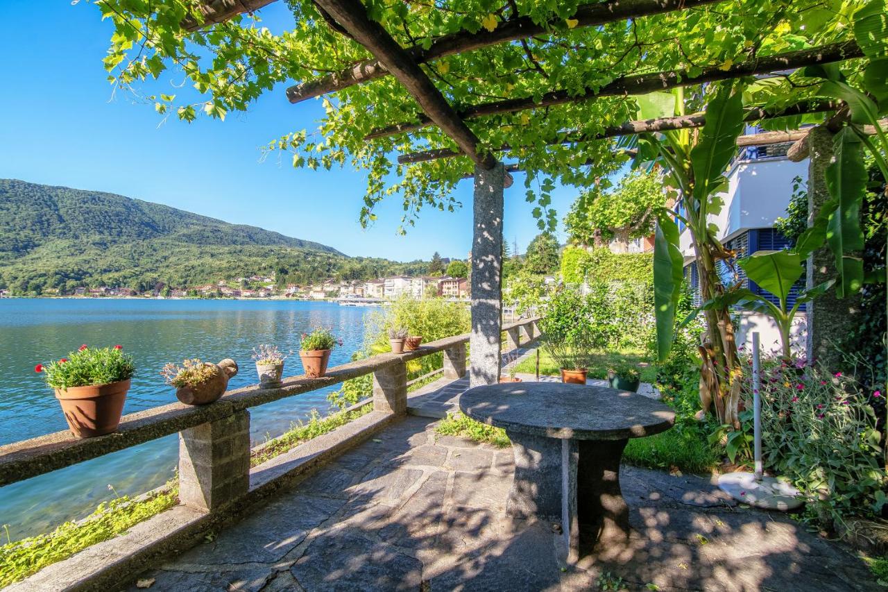 La Finestra Blu by Quokka 360 - Amazing Lake View - B&B