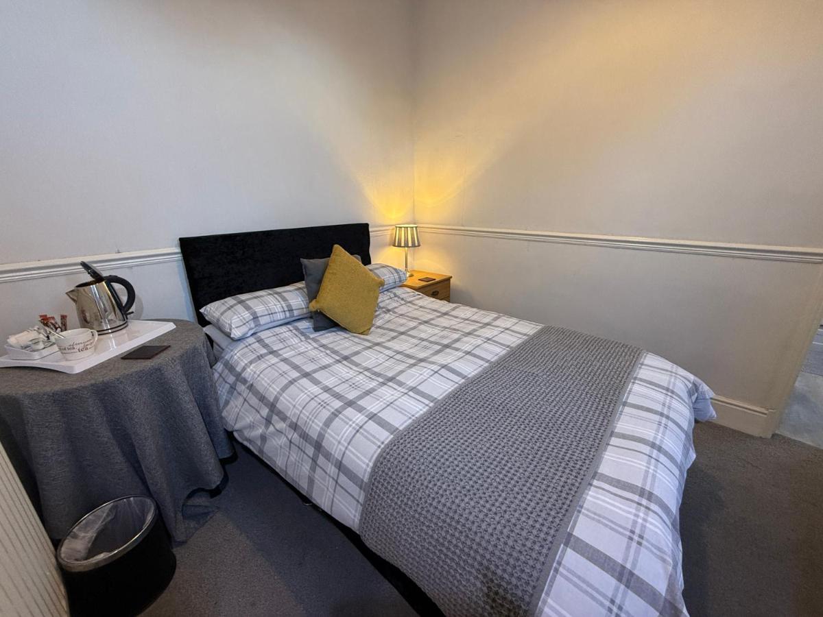 Standard Single Room with Shower