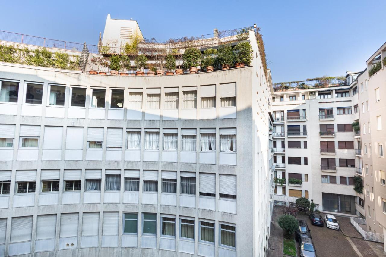 Cool and Big Central Apartment Duomo - White - B&B Milano