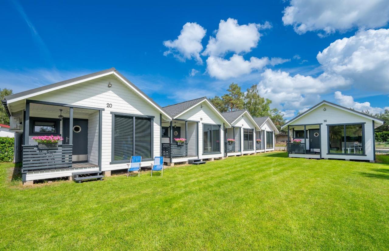 DOMKI LETNISKOWE MORZA SZUM - B&B Bobolin