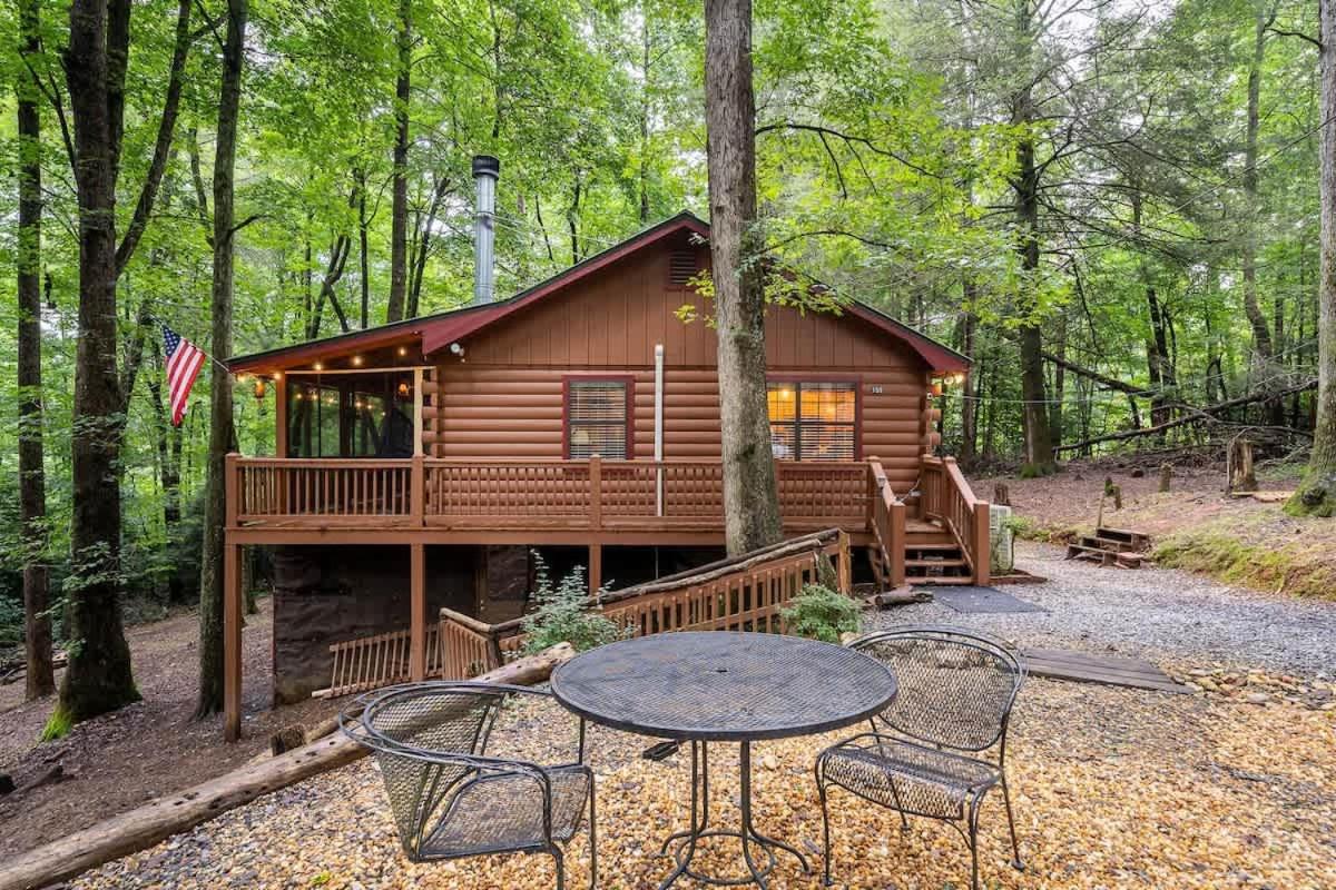 Cute Sun and Fun Cabin Hot Tub - Pet friendly - Ferienwohnung