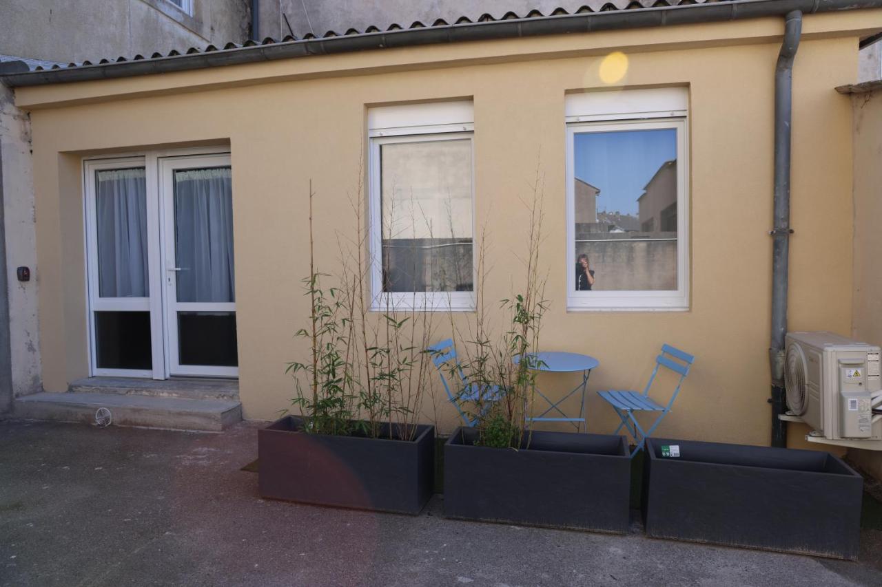 Le Verdoyant , maisonnette cosy avec terrasse - Bed and Breakfast