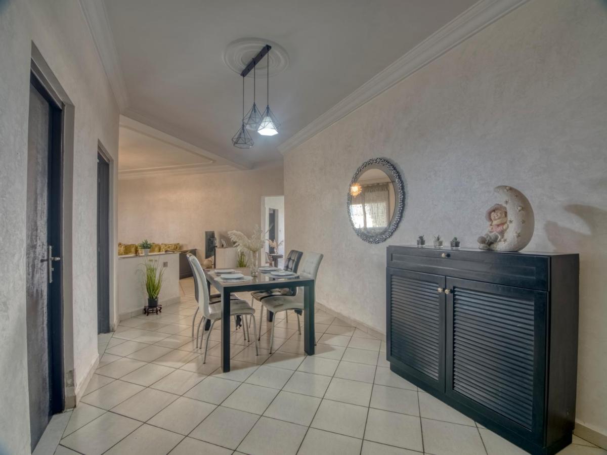 Appartement spacieux à 2 pas de Souk El Had - B&B