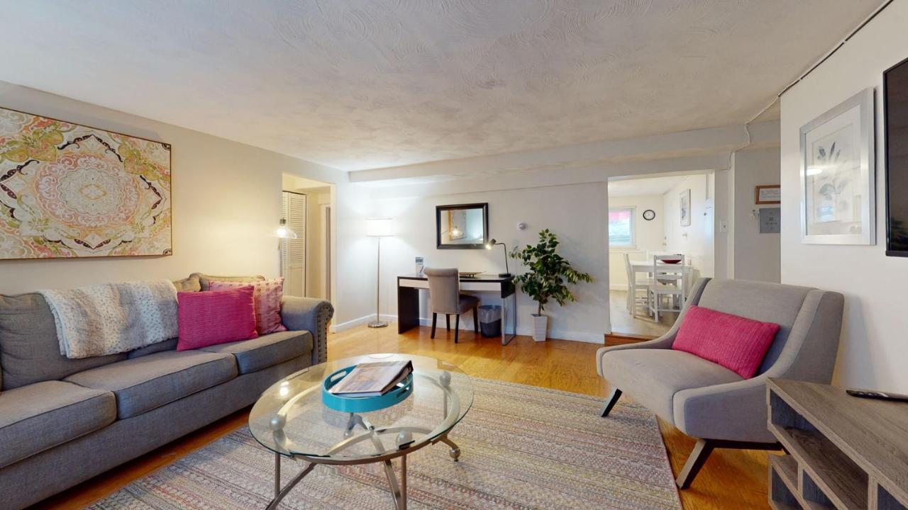 Boston vacation,Longwood Medical,mins to MBTA,pkg - Chambres d'hôtes Brookline
