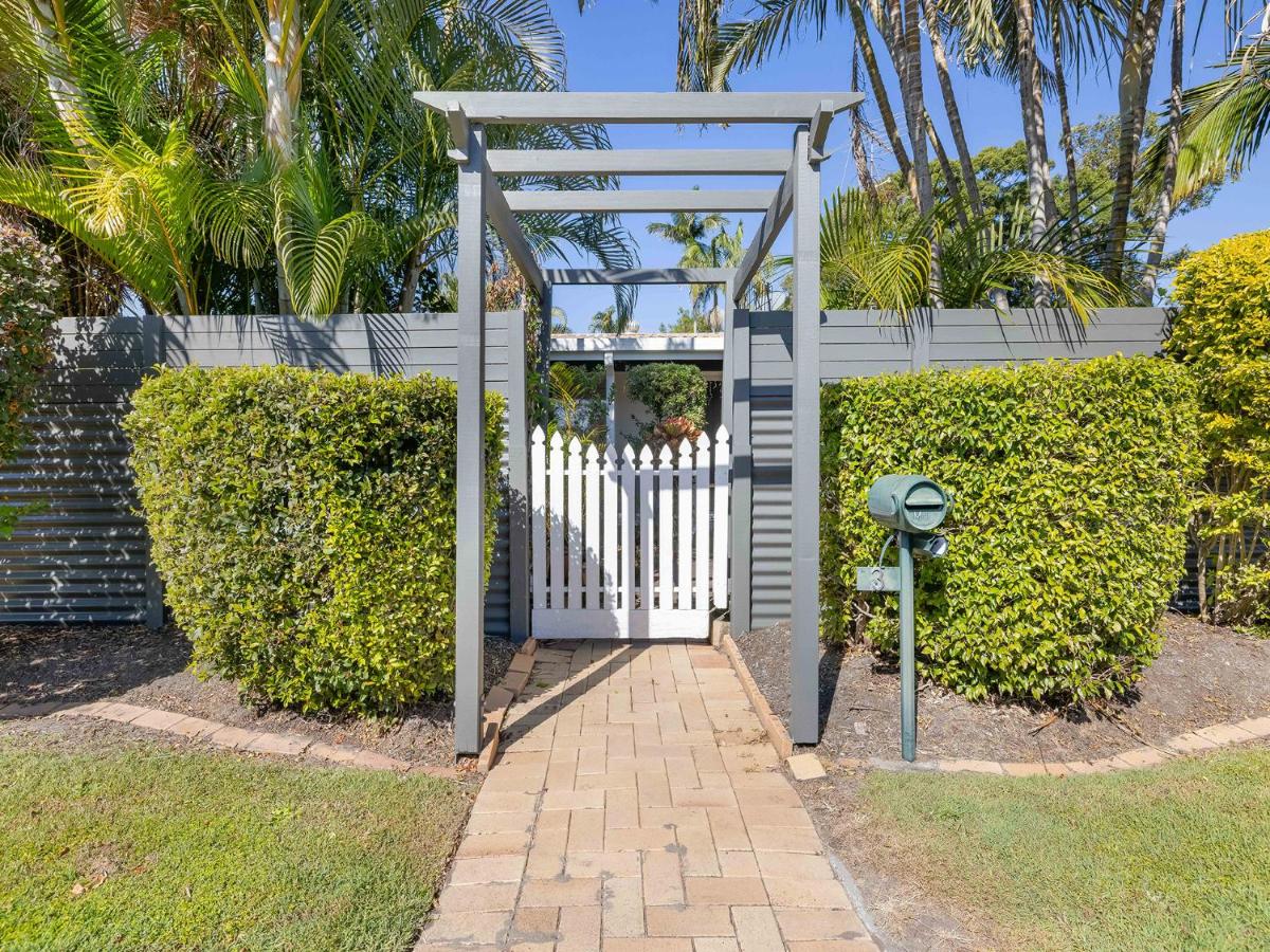 Maroochy 4 Bedroom Family Beachhouse - B&B