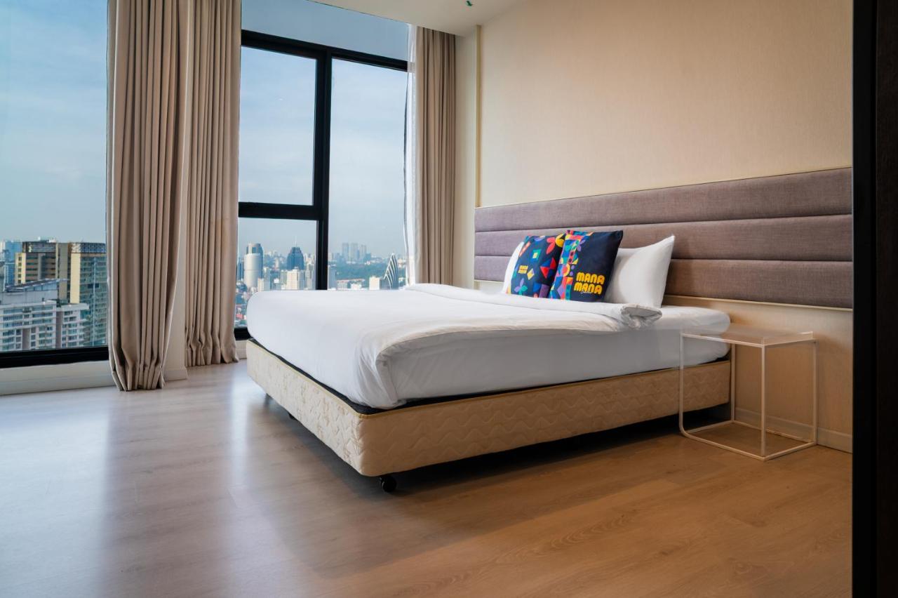 Estudio con cama extragrande