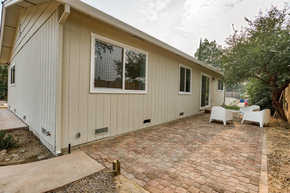 Starlight Retreat - B&B Redding