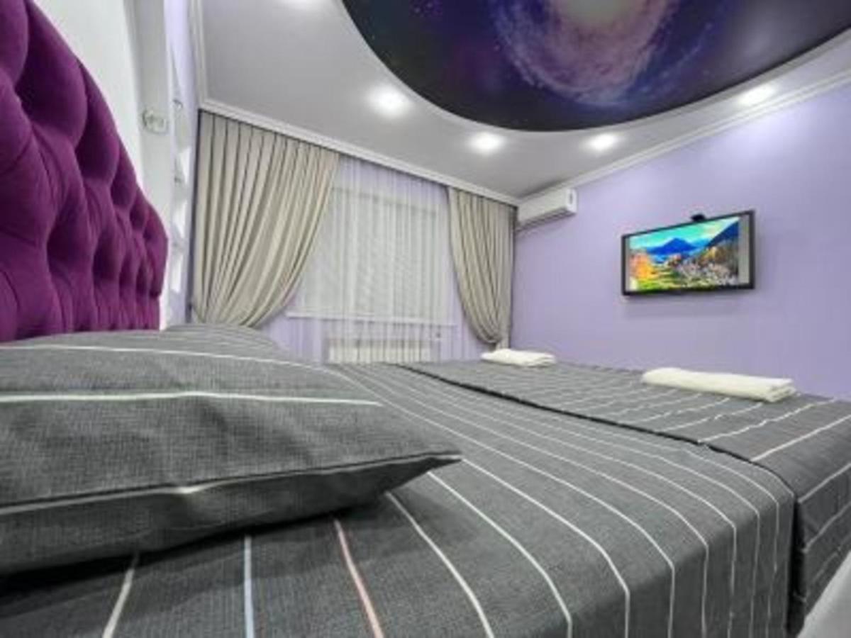 Однокомнатная квартира нефтяной столицы мкр Нурсая - Bed and Breakfast Atıraw