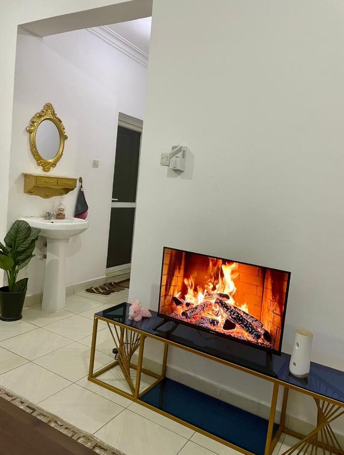 BK B&b Bamburi - B&B