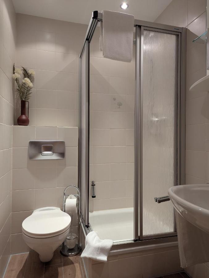 Camera Singola con Bagno