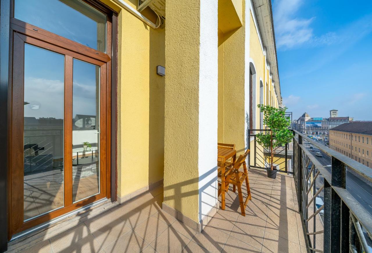 Appartement met 1 Slaapkamer, Balkon en Uitzicht op de Stad