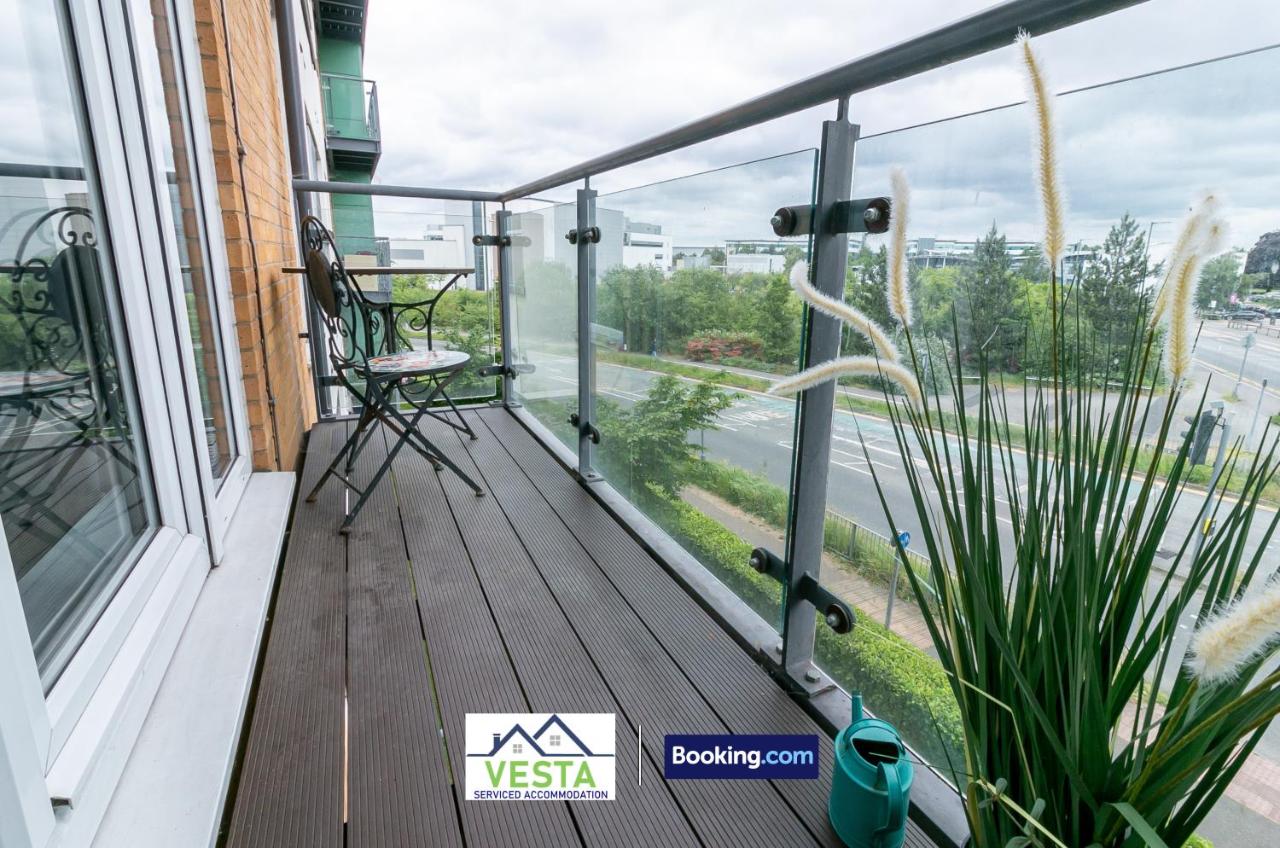 Two Bedrooms Apartment By Vesta Serviced Accommodation & Short Lets Hatfield With Free WiFi - B&B