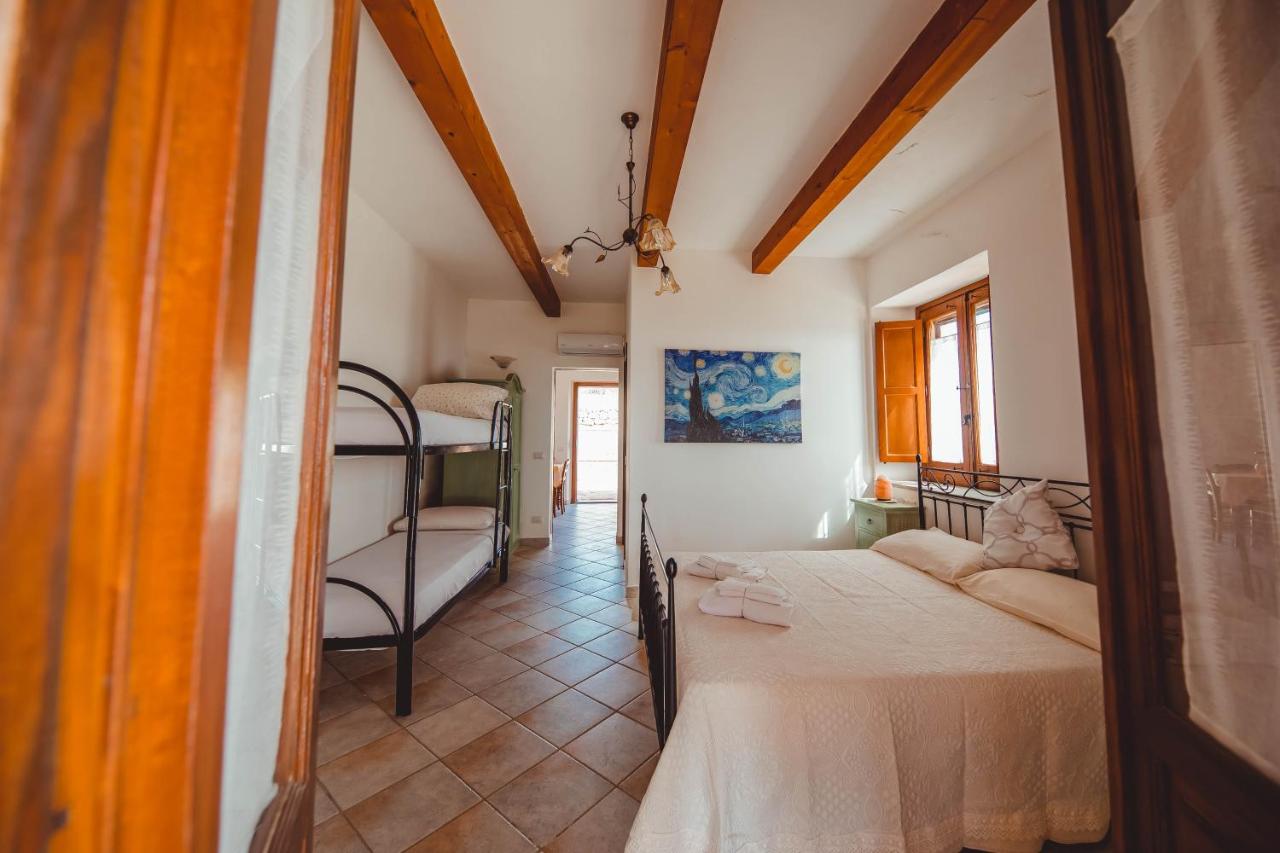 One-Bedroom Apartment with Garden