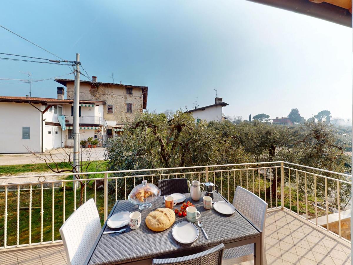 Pinko House By Bookinggardalake - B&B Manerba del Garda